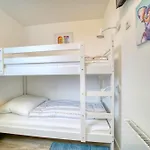 - Haus K, App 0k0212